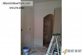 Spacious 3 Bedroom, 1 Bath. Pet Ok! in North Bergen, NJ (Photo 2 of 7)