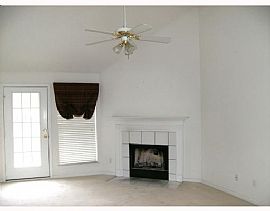 4 Deer Walk Rd in Pooler, GA (Photo 2 of 9)