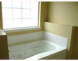 4 Deer Walk Rd in Pooler, GA (Photo 6 of 9)