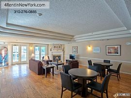 2 Bedrooms Apartment - Located in Downtown Stamfor in Stamford, CT