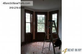 Spacious 3 Bedroom, 1 Bath. Pet Ok! in North Bergen, NJ (Photo 6 of 7)