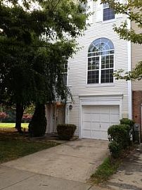 Beautiful End Unit Townhome  in Bowie, MD