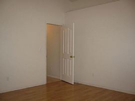 This Is a Cute 3 Bed, 2 Bath Single Family Home in Boise, ID (Photo 2 of 4)