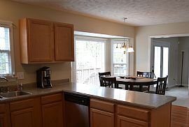 Waterfront 3 Bed 2.5 Bath in Fayetteville, NC (Photo 3 of 12)