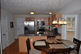 Waterfront 3 Bed 2.5 Bath in Fayetteville, NC (Photo 5 of 12)