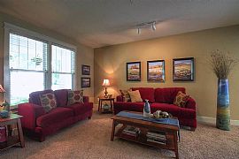 3bed 3bath Home in Desirable Communities in Boise in Boise, ID (Photo 2 of 10)