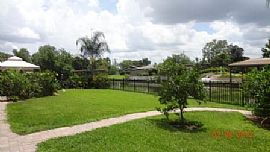 Lovely Waterfront Housing For Family in Orlando, FL (Photo 2 of 3)