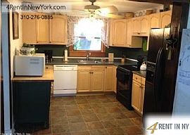 House For Rent in Groton For 1350. in Borough, CT (Photo 2 of 2)