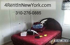 House in Move in Condition in Manchester in Buckland, CT (Photo 6 of 9)