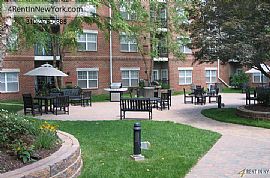 Apartment For Rent in Stamford For 2,257-2,618/mo. in Stamford, CT (Photo 8 of 9)