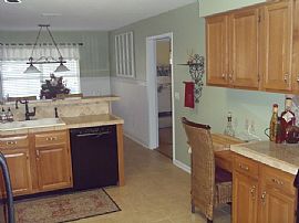 Beautiful 4 Bedroom All Brick Home with Pool in Tallahassee, FL (Photo 8 of 12)