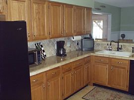 Beautiful 4 Bedroom All Brick Home with Pool in Tallahassee, FL (Photo 9 of 12)