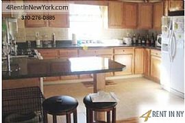 This Is The Perfect Rental! in North Bergen, NJ (Photo 3 of 7)