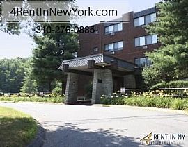 Welcome to Stonegate Apartments. Parking Available in Middletown, CT (Photo 9 of 9)