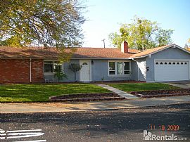  This 3 Bdrm, 2 Bath Home Has Been Updated/remodeled in Roseville, CA