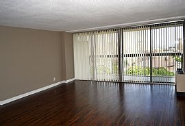 Renovated One Bedroom in Bolton Hill in Baltimore, MD (Photo 5 of 5)