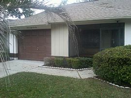 2 Br/ba Home Available November 1, 2013 in New Port Richey, FL (Photo 2 of 5)