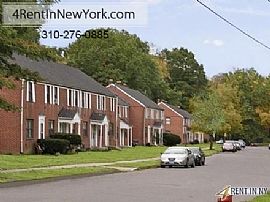 Welcome to Woodland Village Townhouses, Where Qual in Hartford, CT (Photo 5 of 9)