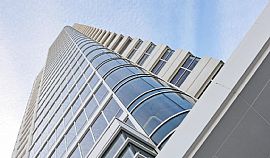 Downtown Luxury High Rise Apartments in Milwaukee, WI (Photo 7 of 9)