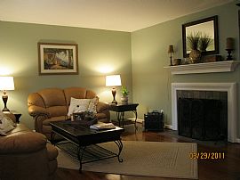 Pristine Townhome For Rent! in Atlanta, GA