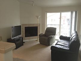 Gorgeous New 2 Bedroom/1 Bath W/balcony in Beaverton, OR (Photo 7 of 9)