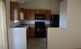 3bedroom,2bath Home in a Quiet Millard Public Schools in Omaha, NE (Photo 3 of 8)