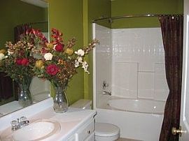 Marvelous3/2 Garden Home with 2 Car Garage in Tuscaloosa, AL (Photo 4 of 7)