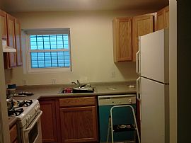 $1250 / 2br - 1100ft² - Two Bedroom (newark, Nj Near Forest Hil in Newark, NJ (Photo 8 of 8)