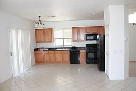 5 Beds/3baths 2300 Sft Home Looking For Long Term Tenant!  in Las Vegas, NV (Photo 2 of 10)