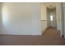 5 Beds/3baths 2300 Sft Home Looking For Long Term Tenant!  in Las Vegas, NV (Photo 6 of 10)
