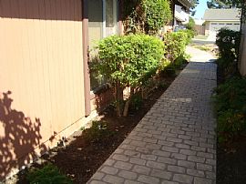 3 Br 2 Ba 1750 Ft^2 in Camarillo, CA (Photo 2 of 12)