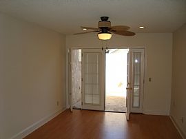 3 Br 2 Ba 1750 Ft^2 in Camarillo, CA (Photo 9 of 12)