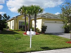 Wonderful 3 Bedroom and 2 Bath  Immaculate, Move in Ready Home  in Port Saint Lucie, FL