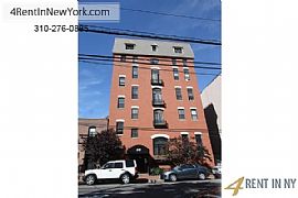 Gorgeous 2 Bedroom 1 Bath Duplex with Parking. Pet in Castle Point, NJ