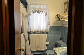 3br Great Location in The Heart of Town!!  in Lodi, NJ (Photo 4 of 5)