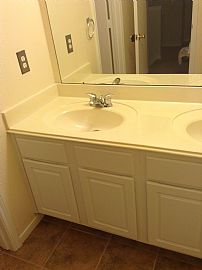 5 Bedroom/ 3 Bath Steal in Houston, TX (Photo 10 of 10)