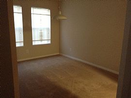 5 Bedroom/ 3 Bath Steal in Houston, TX (Photo 3 of 10)