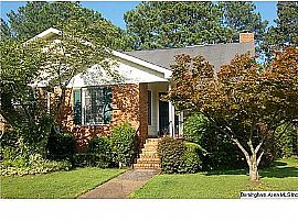 A Wonderful Location For Main Level Living in Vestavia. in Vestavia, AL