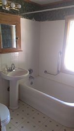 Spacious Living Room/dining Room 3 Bdrm/1 Bath House For Rent!! in Minneapolis, MN (Photo 6 of 12)