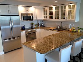 Incredible Views! Fully Renovated and Very Large 1br/1.5ba in Hollywood, FL (Photo 4 of 9)