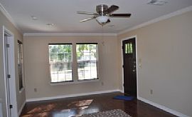 Total Remodeled 3bedroom 2bath Home That Has Just Been Totally  in Dallas, TX (Photo 4 of 4)