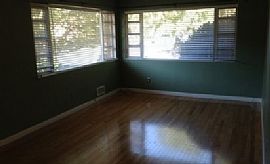  Spacious 3bedroom 2bath House with Fenced-In Backyard! in Richmond, VA (Photo 4 of 4)