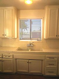 3 Bedroom House Near Downtown in Ontario, CA (Photo 3 of 4)