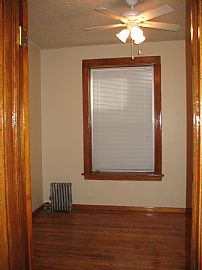 Large Apartment 1st Floor in 2 Flat Includes Heat, Hot Water!  in Chicago, IL (Photo 4 of 6)