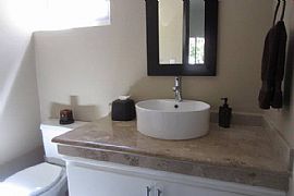 Long Beach Carlifornia 3bed Room Single Family Home in Newport Beach, CA (Photo 8 of 12)