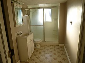 $995.00/ 3br - 1666ft² - Split Level Home For Rent (stratmoor  in Colorado Springs, CO (Photo 5 of 7)