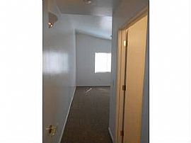 3/2super Clean and Ready For Immediate Move In in Tucson, AZ (Photo 4 of 10)
