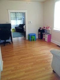 Three Full Floors of Living Space - Large Duplex in Saint Louis, MO (Photo 3 of 4)