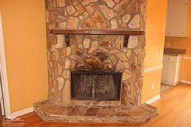 Full Brick, 3 Bedrooms, 3 Bath, Living Room, Dining Room in Huntsville, AL (Photo 5 of 9)