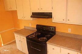 Full Brick, 3 Bedrooms, 3 Bath, Living Room, Dining Room in Huntsville, AL (Photo 6 of 9)